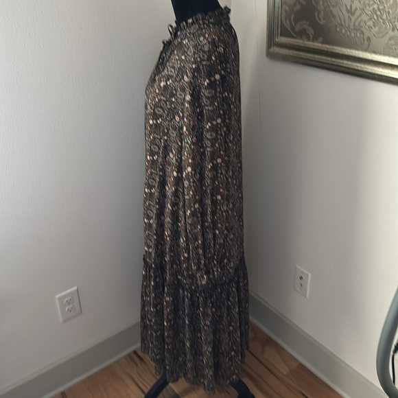 Arnie Says Norwegian Brand Sz M floral print Boho tiered lightweight Boho dress - Picture 3 of 6